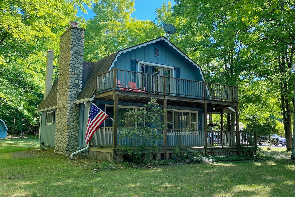 The Sunflower Chalet