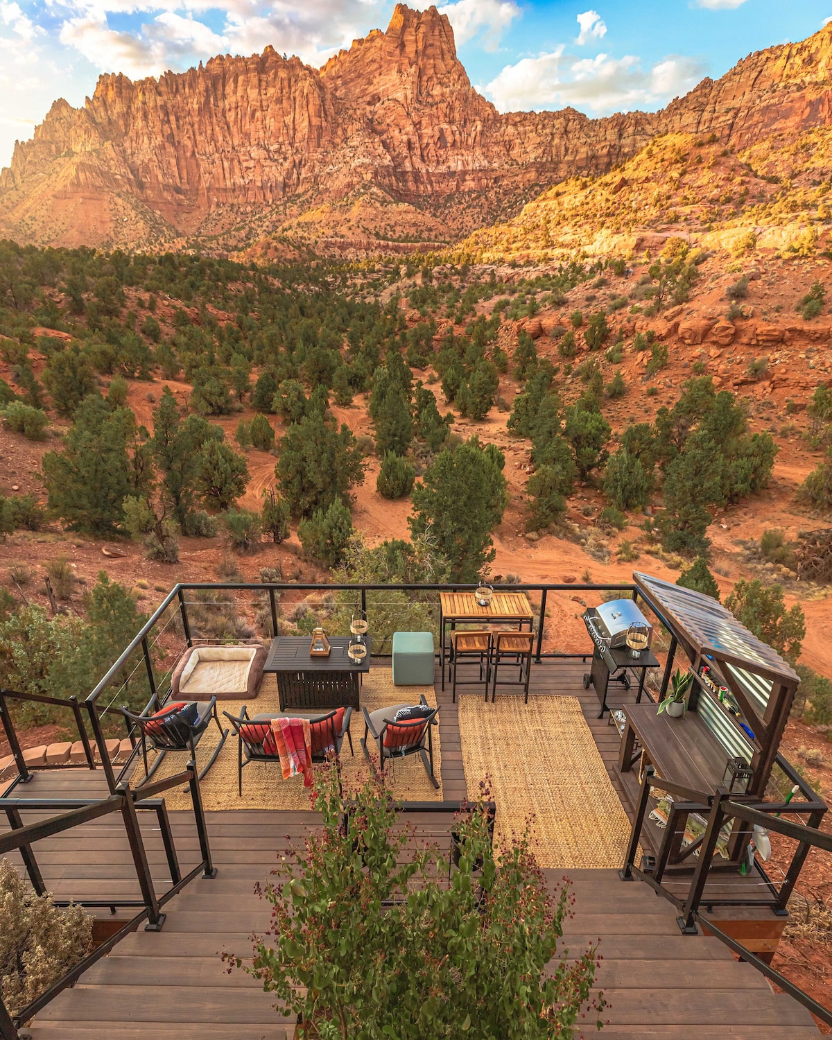 Zion EcoCabin: Private Hot Tub, Zion Canyon Views