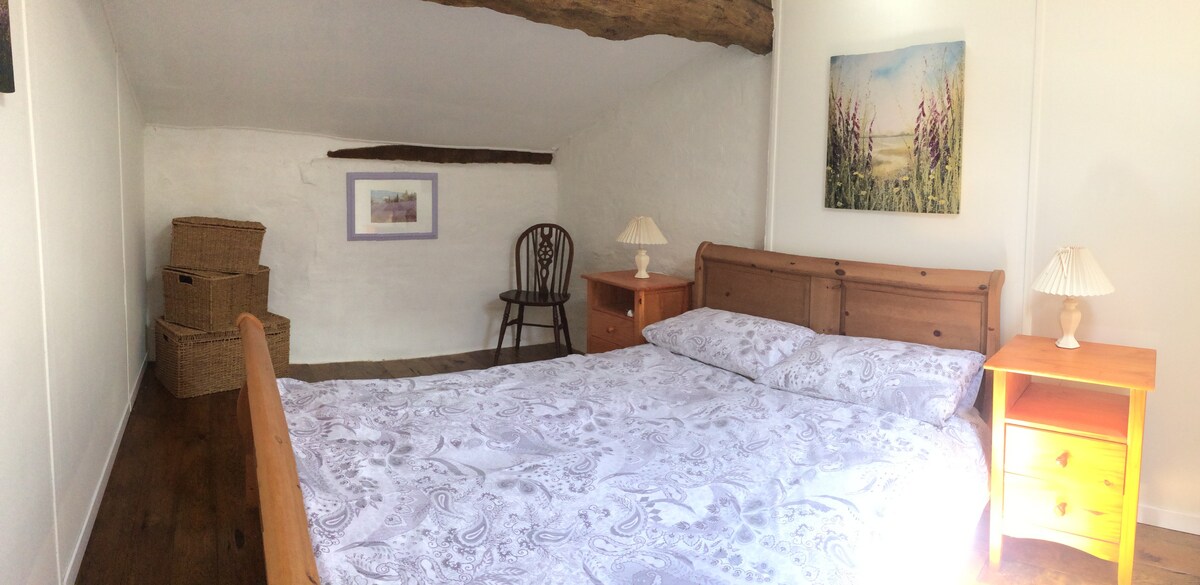 La Maison Glycine A charming 3 bedroom cottage