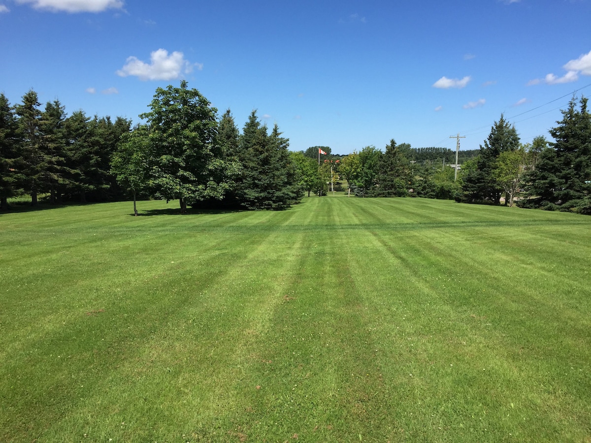 Lazy Acre - Rustico PEI