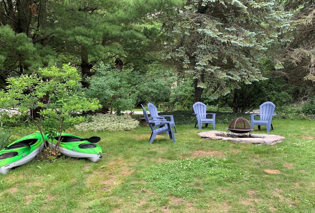 格鲁吉亚人逃脱。步行即可抵达格鲁吉亚湾（ Georgian Bay ） （带热水浴缸）