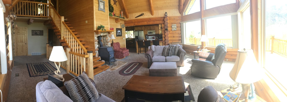 Moonlit Springs Cabin