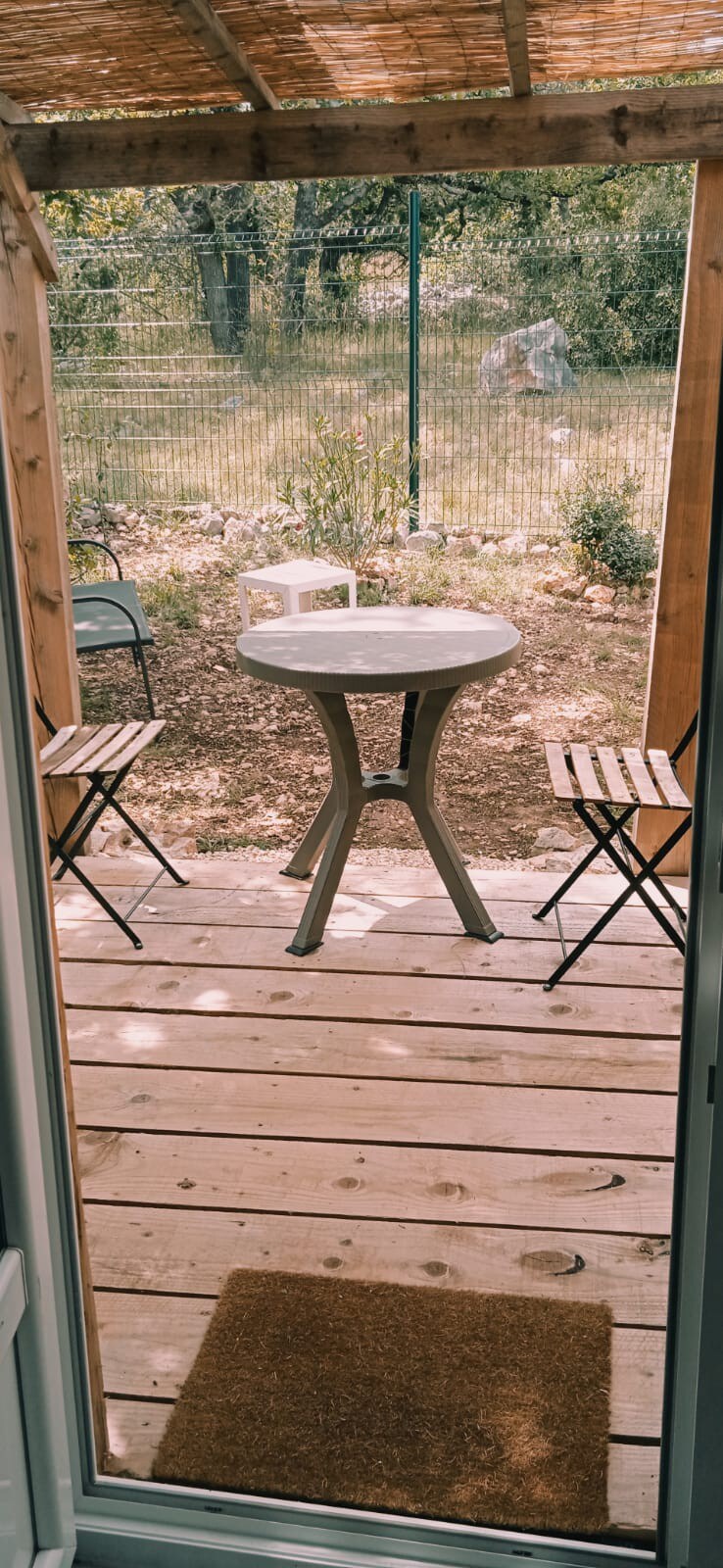 Cabane coeur de Garrigue