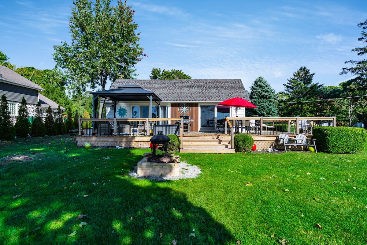 Serenity On The Bluff ~ Lakefront Home