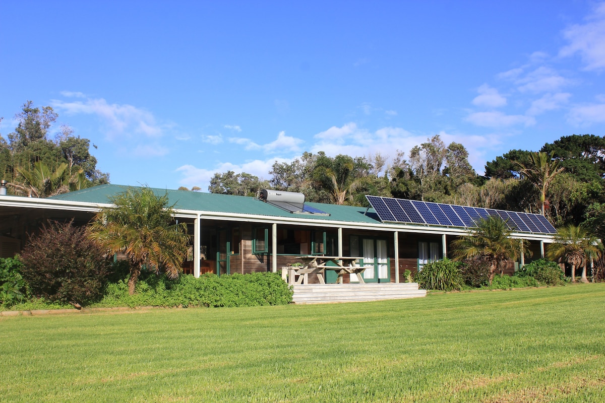 Mabey 's Beach House