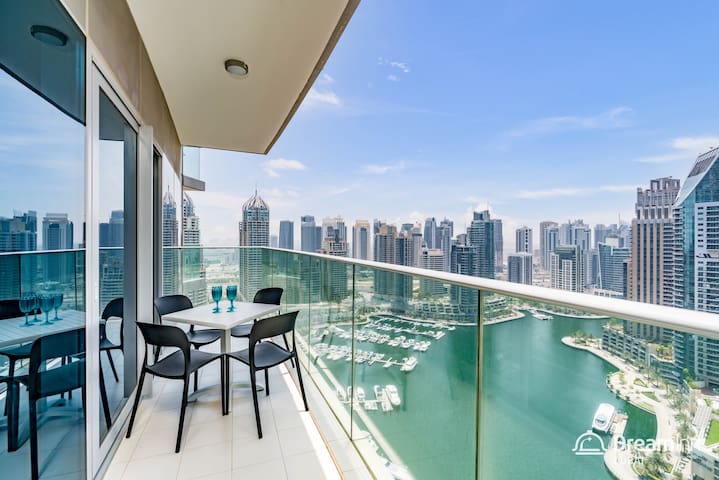 迪拜码头区(Dubai Marina)的民宿