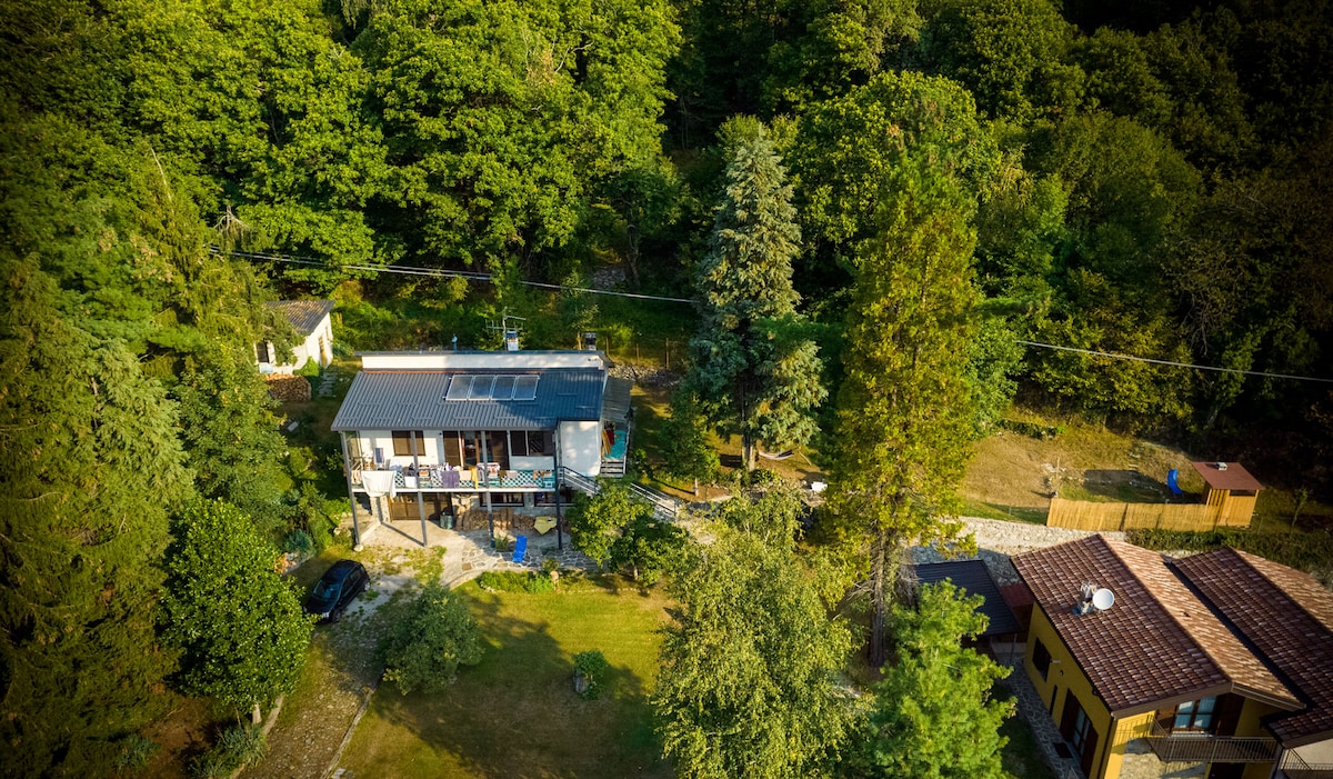 Serok ： Casa nel Bosco with Bio Sauna