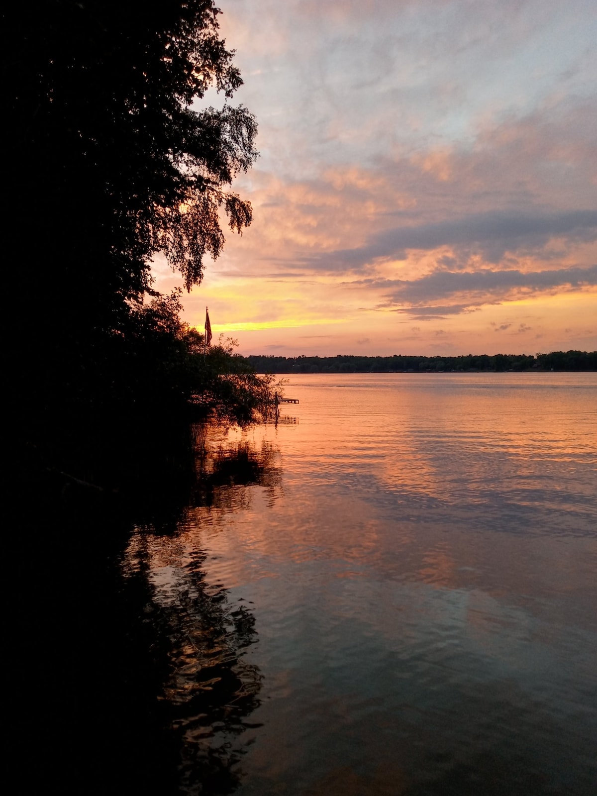 Round Lake Getaway!