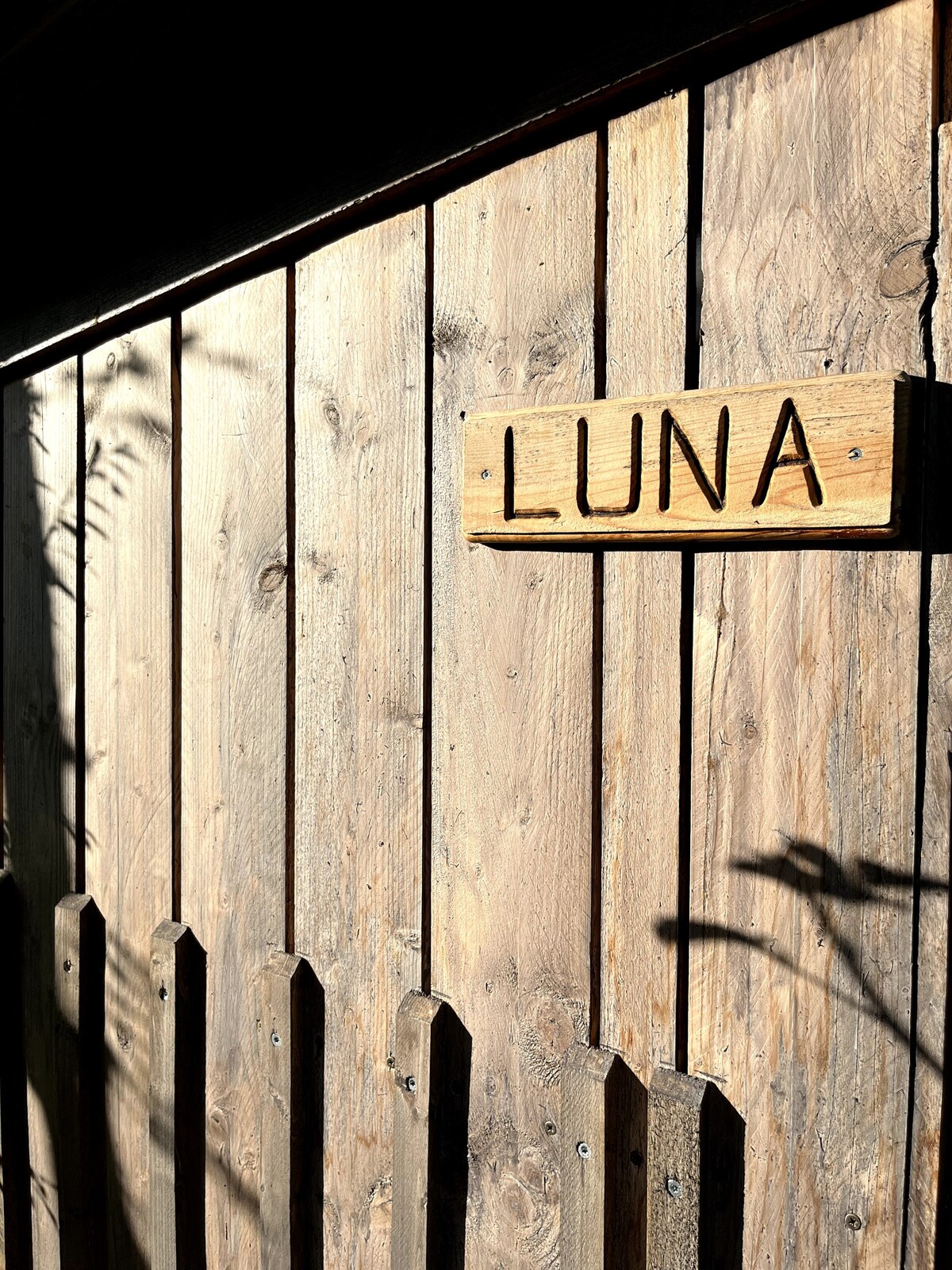 Luna ，家具安静舒适的因纽特帐篷，景色优美