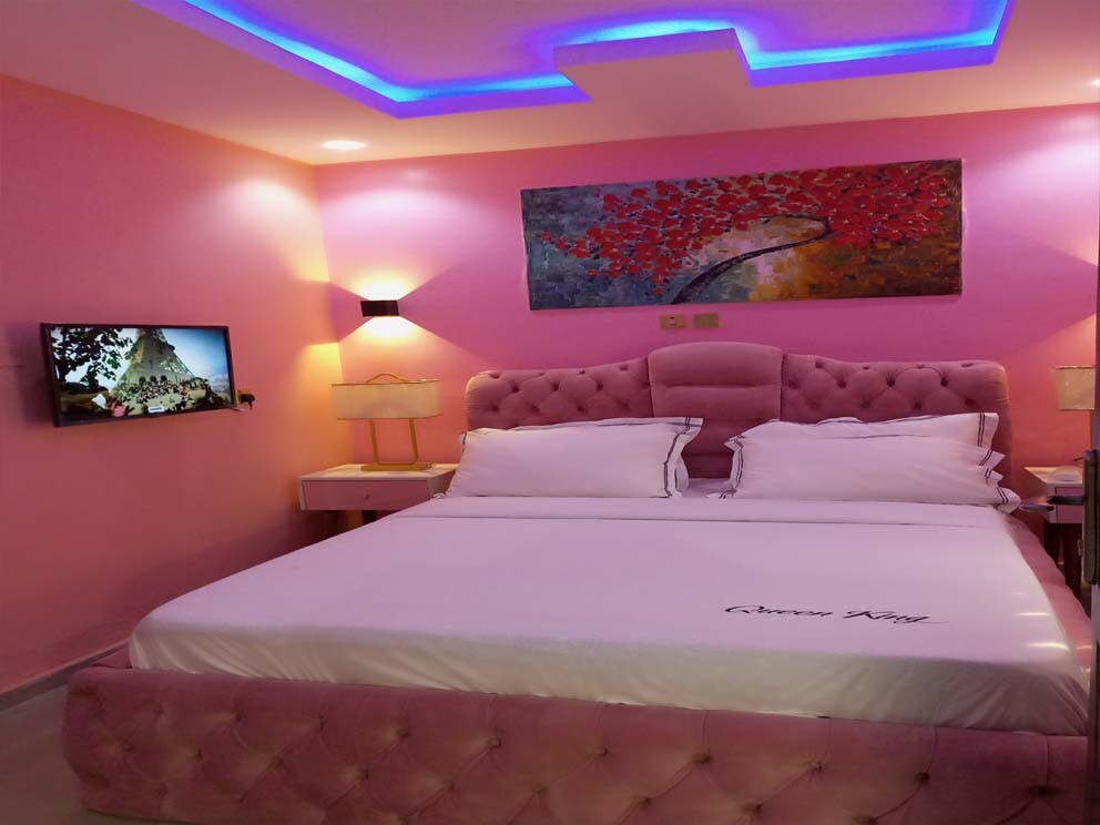 2 Bedroom Furnished Apt.Lagos