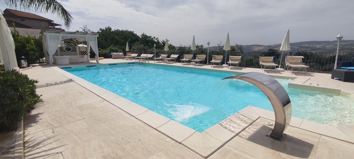 ORCHIDEA公寓，带温水游泳池！ ！ ！