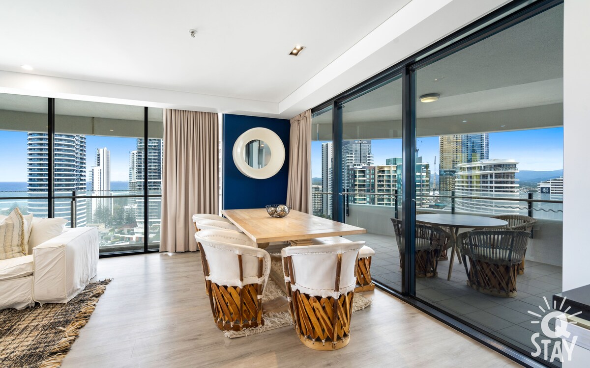 3 Bedroom Apartment in Broadbeach - Q Stay