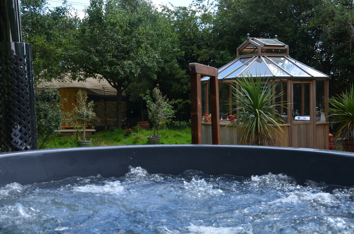 Orchard Yurt Glampsite with Private Hot Tub
