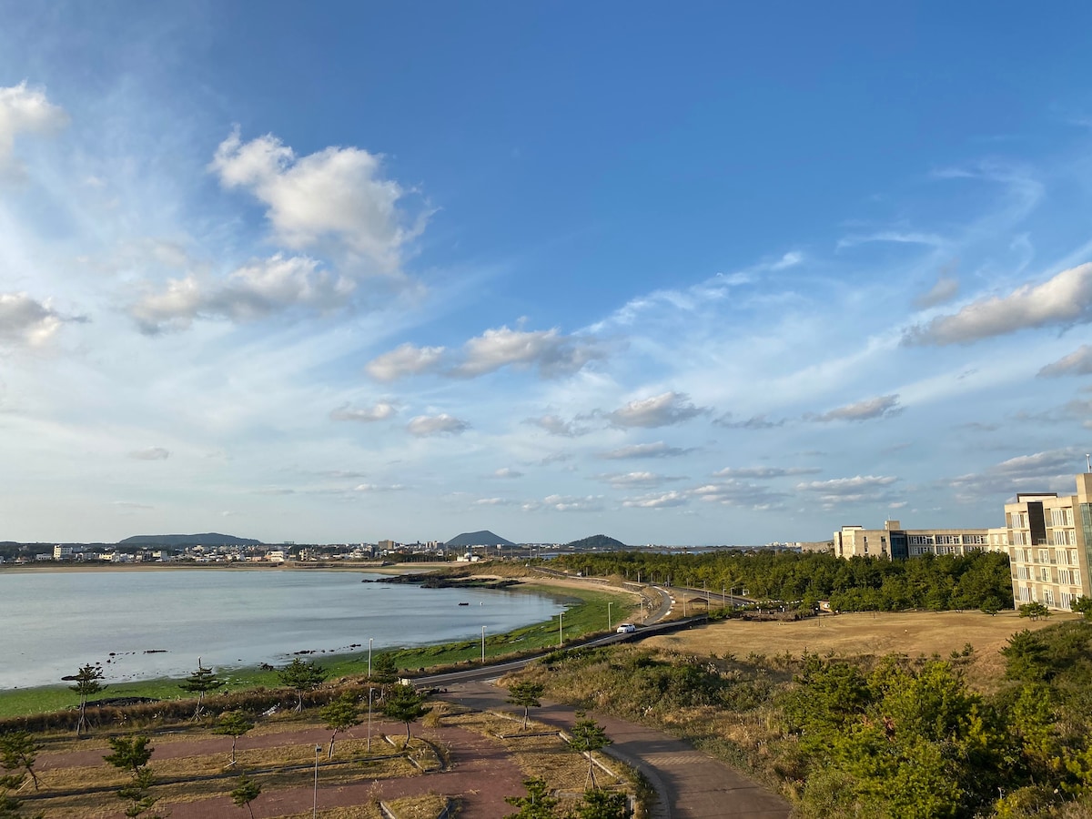 LazyLoong성산일출봉점Best Ocean View & Sweet Home