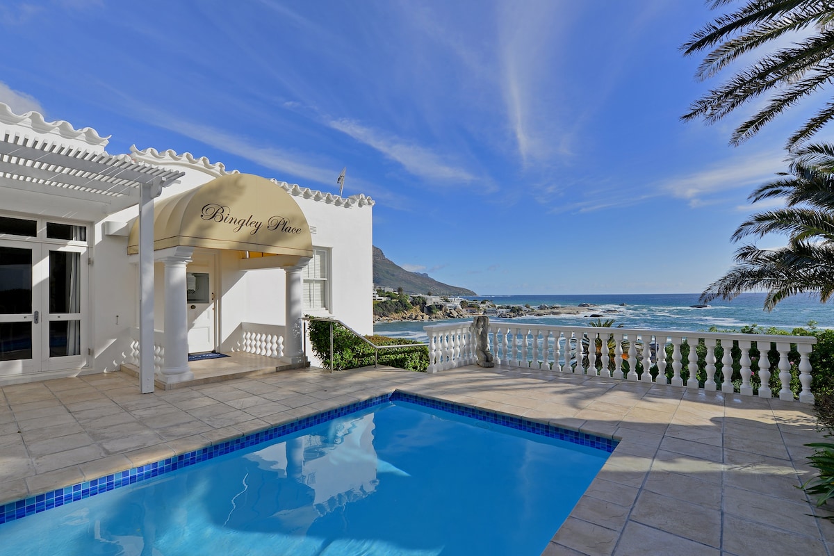 Beachside Villa | Amazing Ocean & Mountain Views