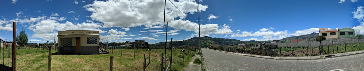 Agradable casa de campo y grandiosa vista natural