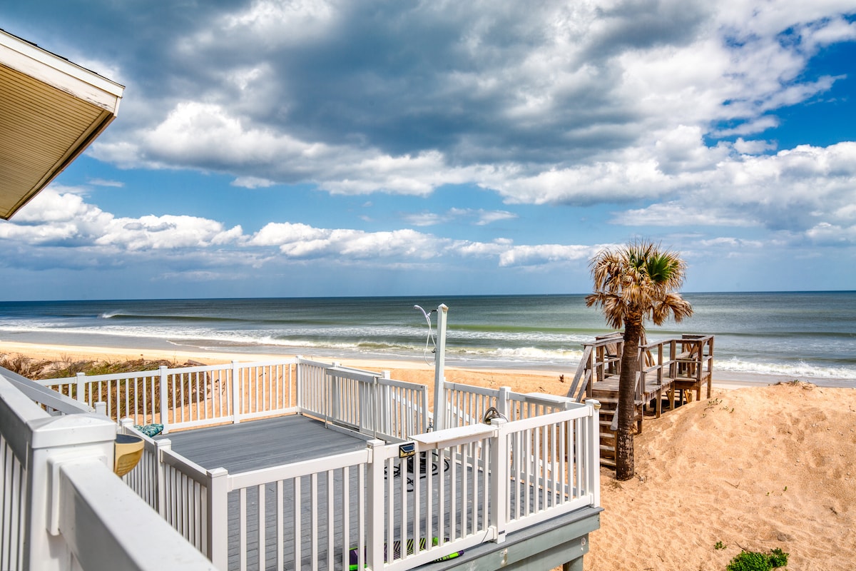 The Funky Pelican Retreat-Direct Oceanfront