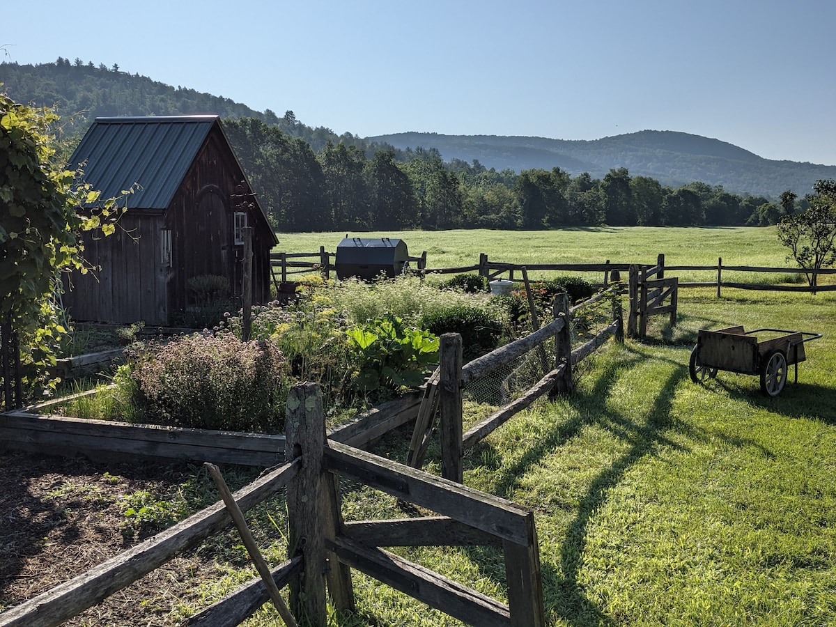 Farm at Williams River House - Hawthorne Suite-ADA