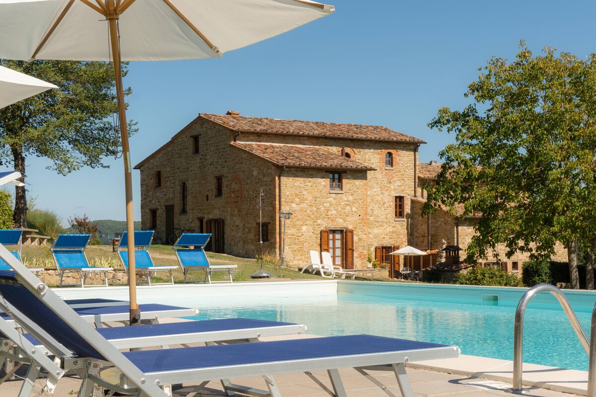 Villa Lugnano - Appartamento Cloto Con Uso Piscina