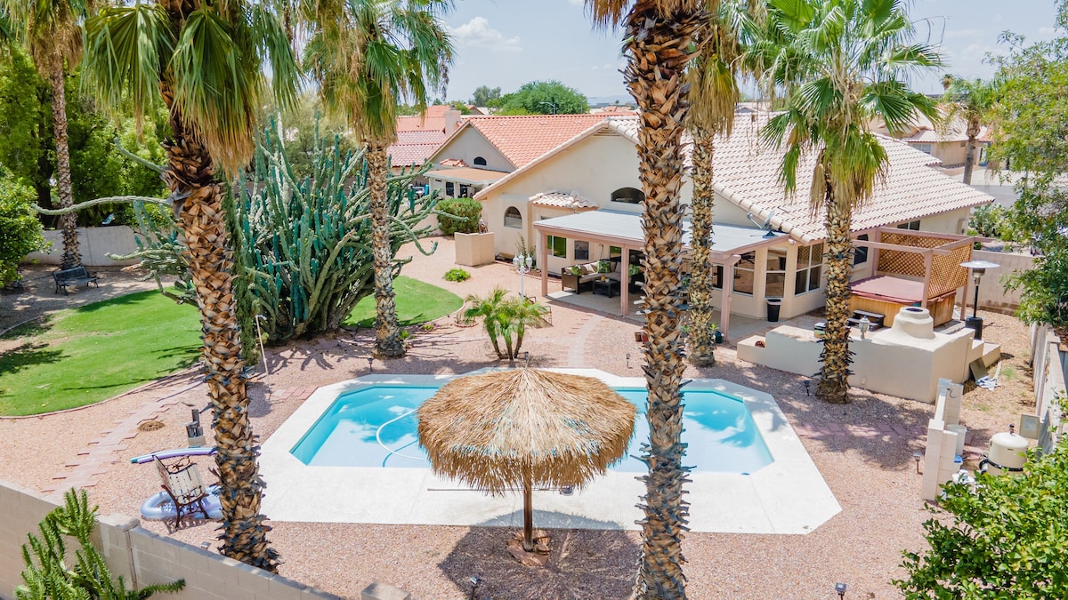 Tropical Desert Oasis• Heated Pool/Spa NO charge