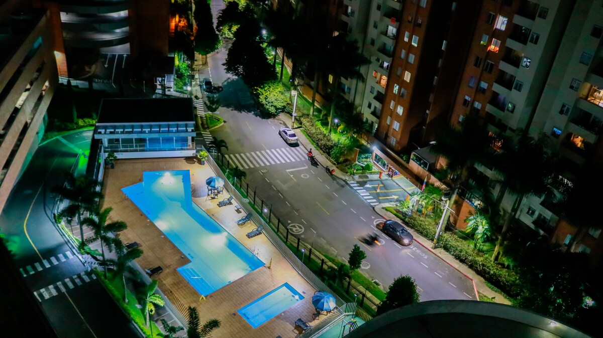 ●  ENVIGADO | ✔ Balcón泳池/Naturaleza ✔健身房 ✔