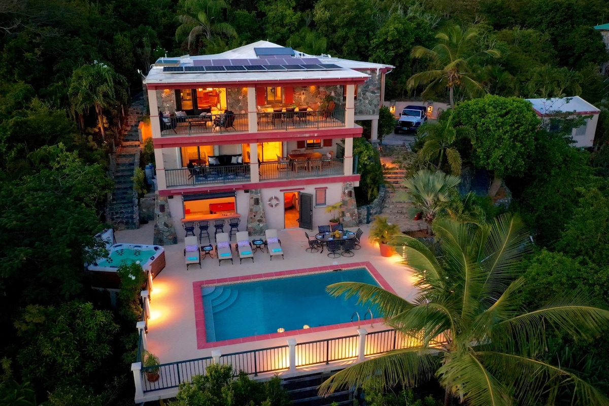 Riley's Retreat - Spacious Villa with Private Pool
