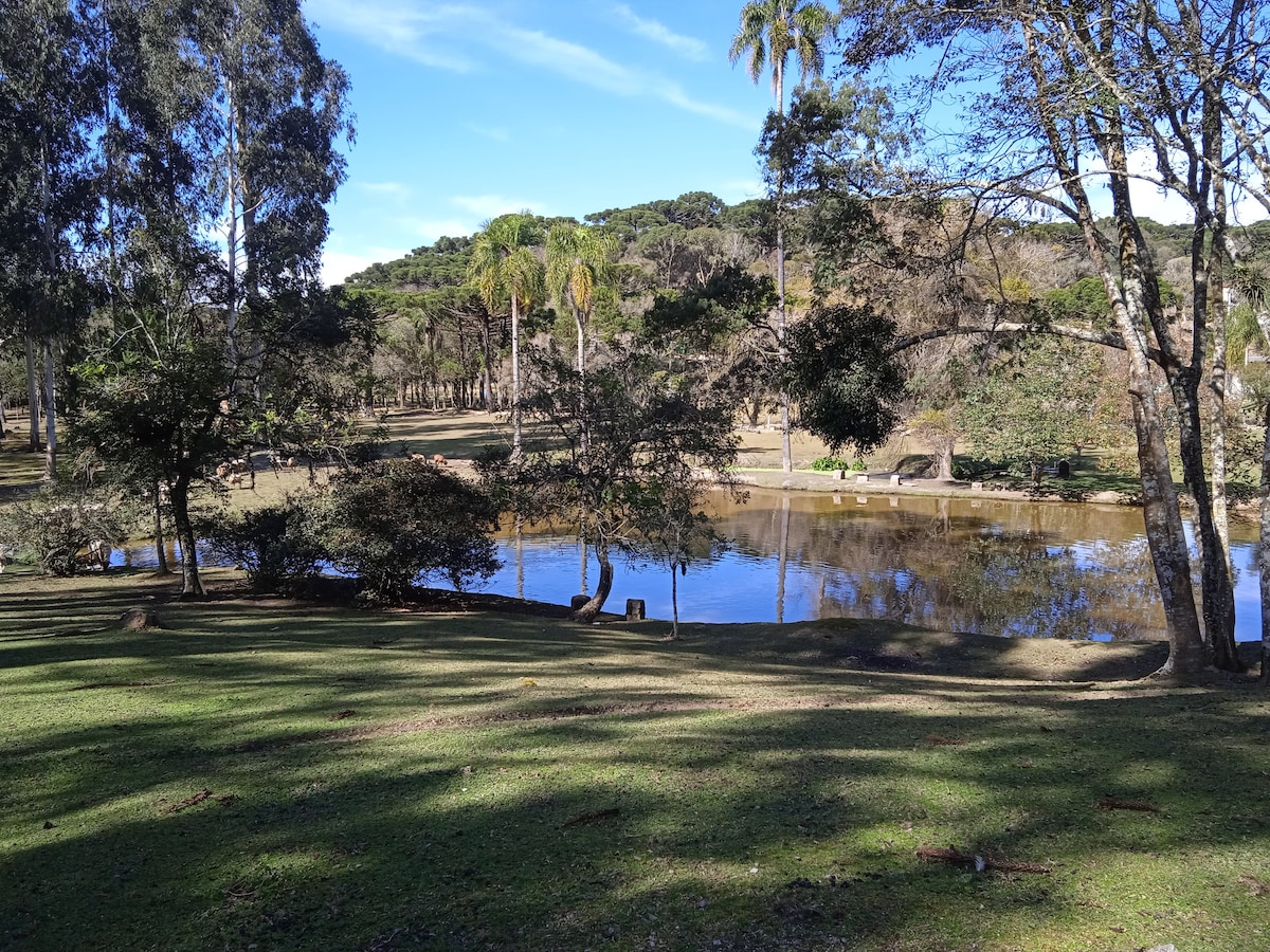 Chácara com casa de campo, em Mandirituba