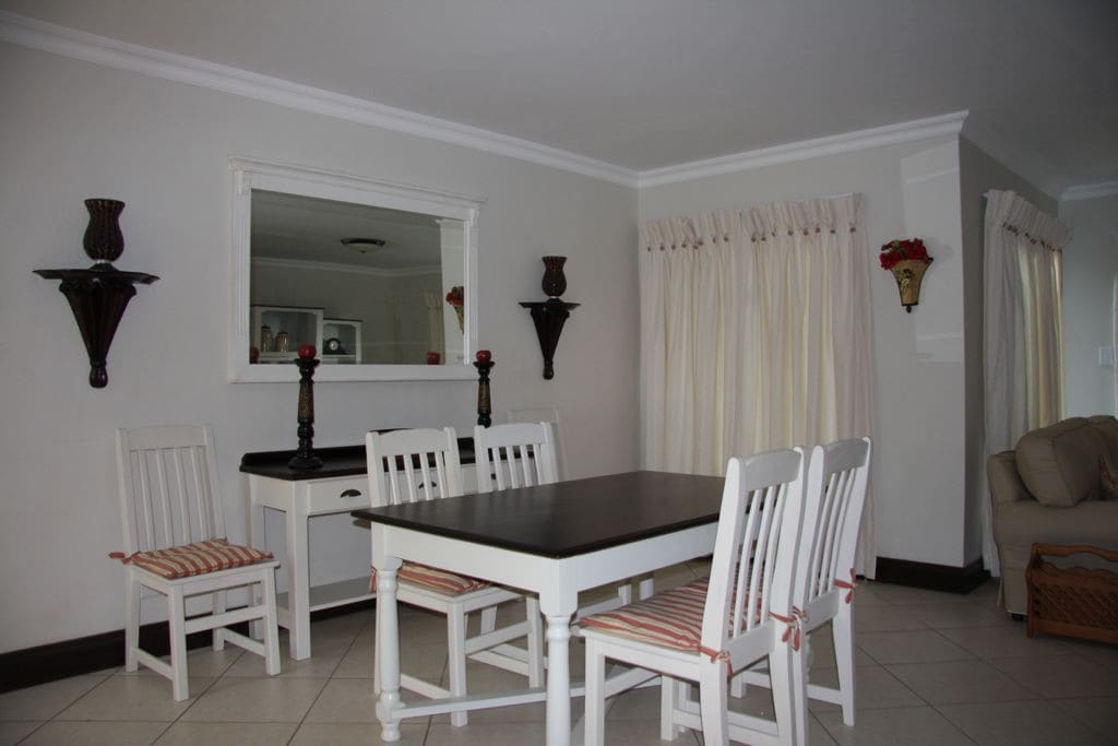 SPACIOUS 3-BEDROOMED TOWNHOUSE WITH A POOL