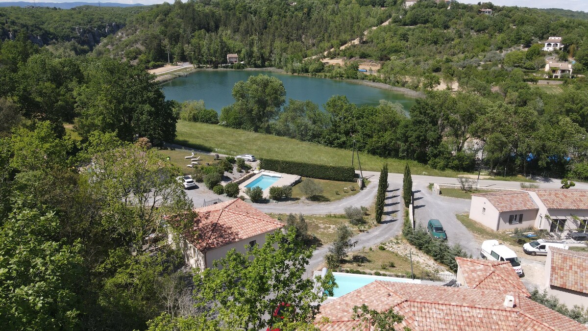 房子+私人泳池Ardèche sud
