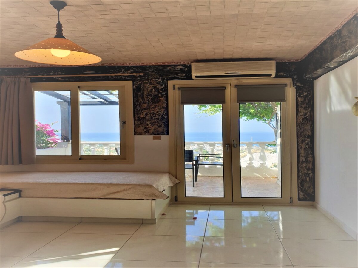 Danaos Private Villa  3 Bedrooms 3 Bathrooms