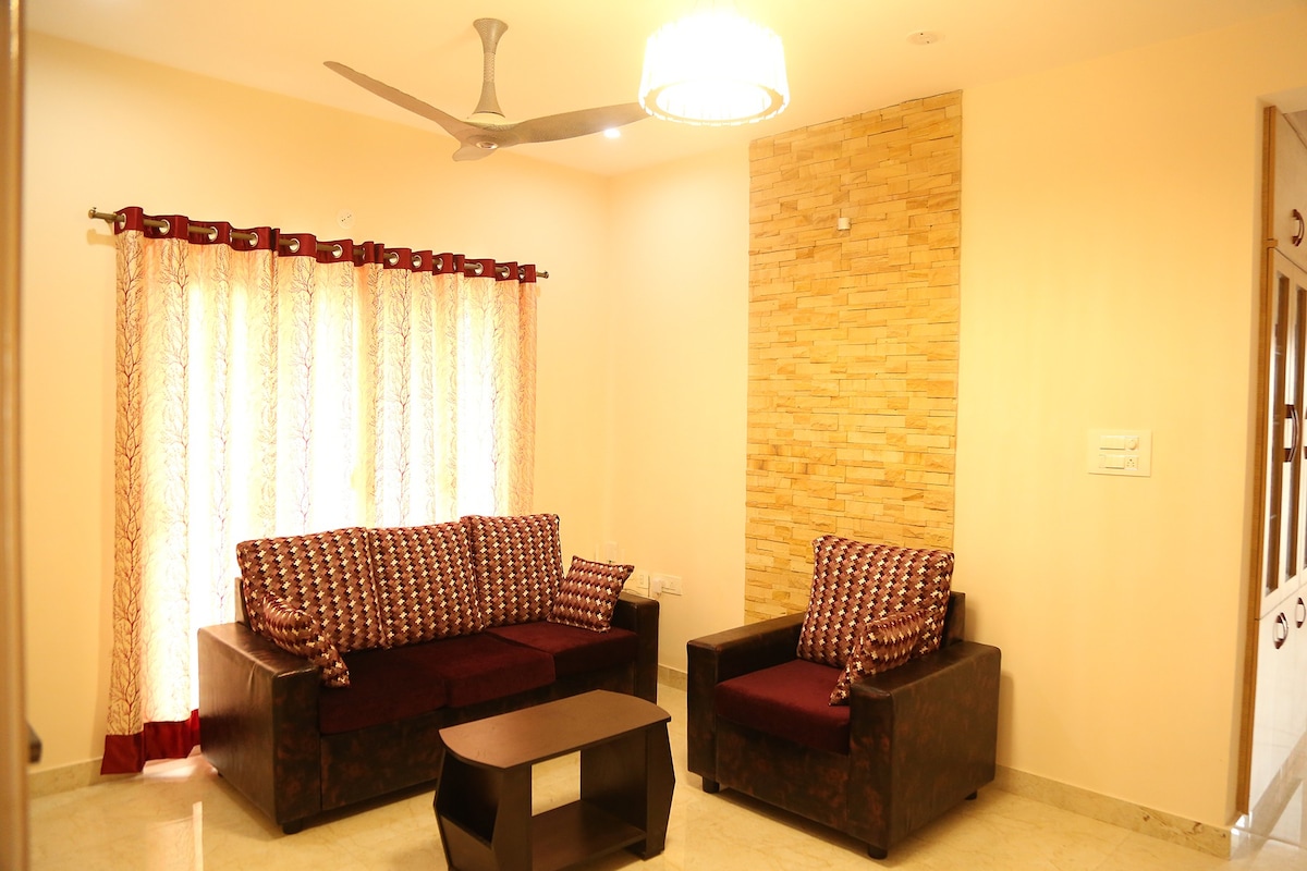 Breezy 3BHK Apartment! Relax in Open Sky Jacuzzi