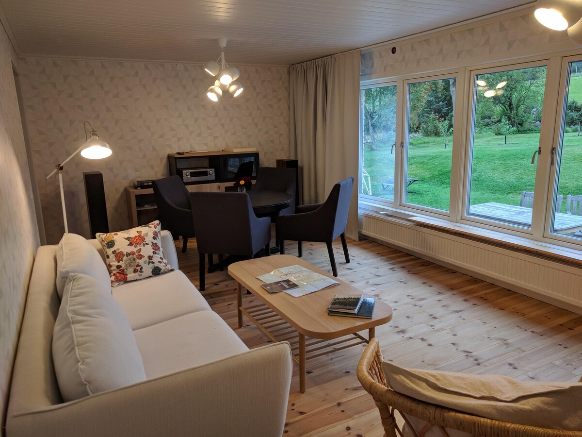 Hus med hög standard i vacker by i Skaraborg
