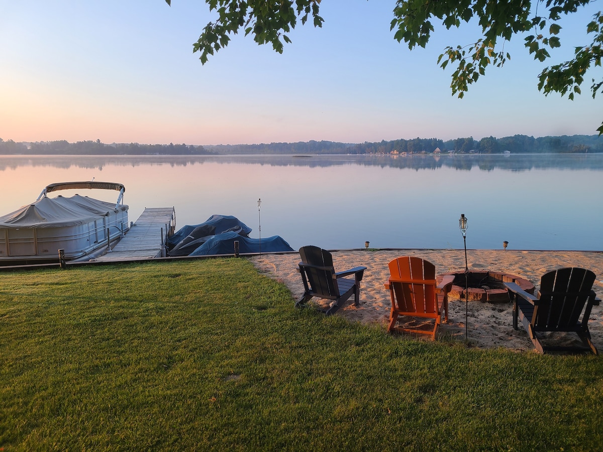 Lakefront Living on "Big Lake" w/Private Dock