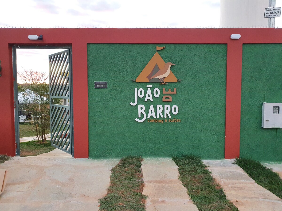 Suíte Container Laranja - João de Barro