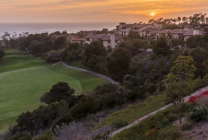 纽波特海岸别墅（ Newport Coast Villas ）加利福尼亚州
令人惊叹的景色