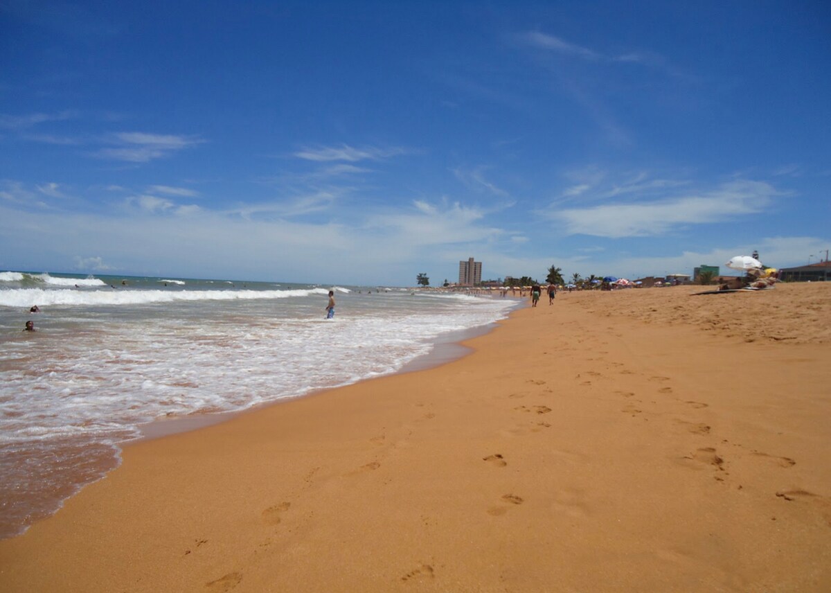 Condomínio encantador a beira mar