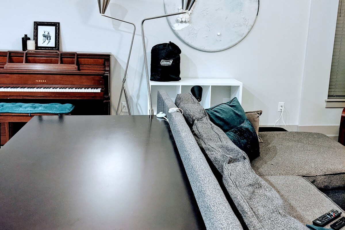 Modern 1st Floor | $0 cleaning fee