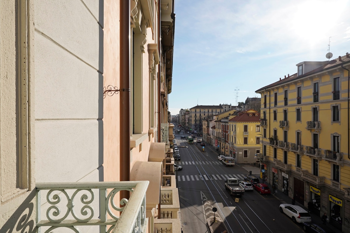 numa | Apartment with Bright Interior in Milano