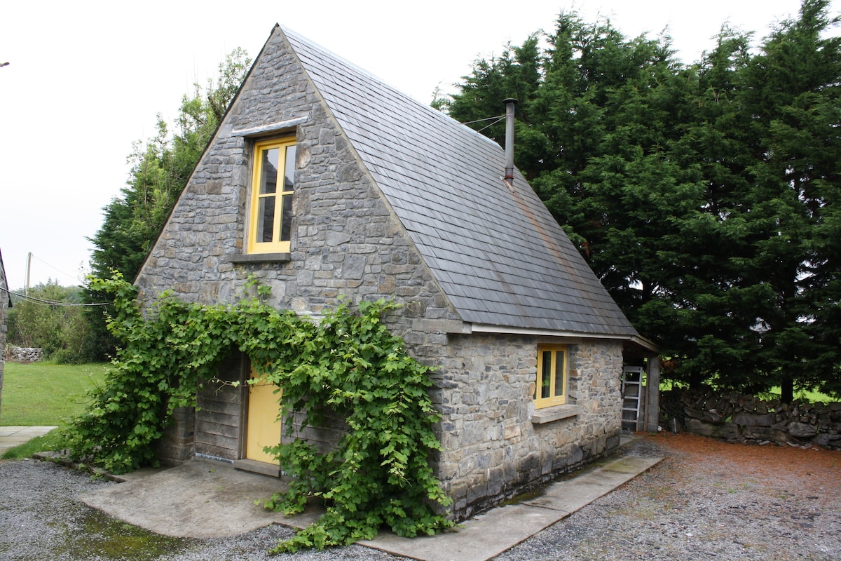 Barngables Stone Cottage, Connemara, Co. Galway