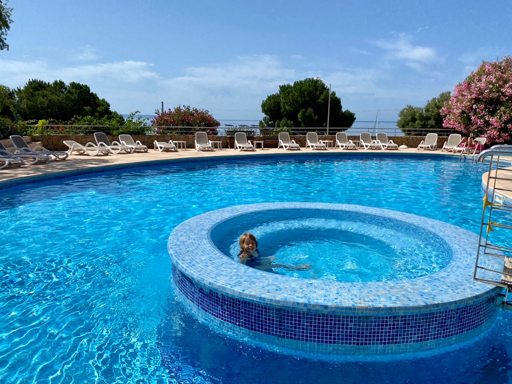 Magnifique appartement dans résidence avec piscine