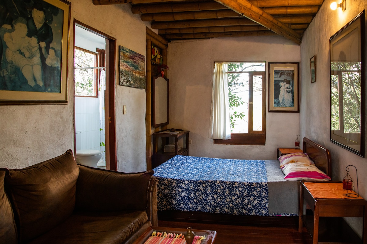 Habitación doble en casa de campo tradicional