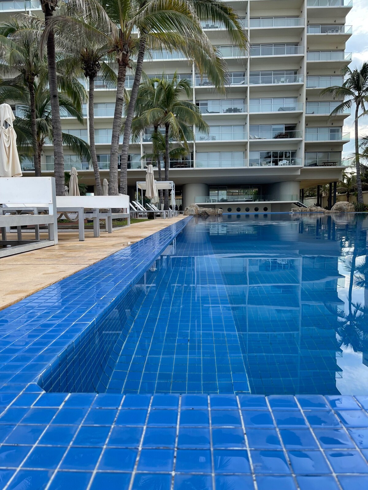 阿卡普尔科迪亚曼特（ Acapulco Diamante ）的3卧海滨公寓