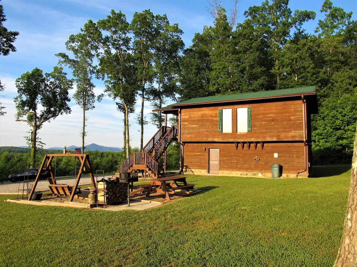 Lilly Bluff Cabin度假胜地