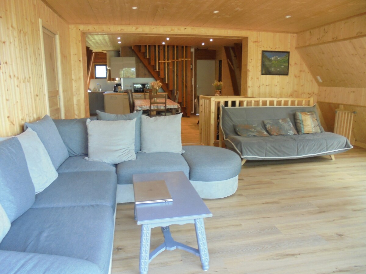 Grand chalet IDEAL Superbesse pour 14 personnes.