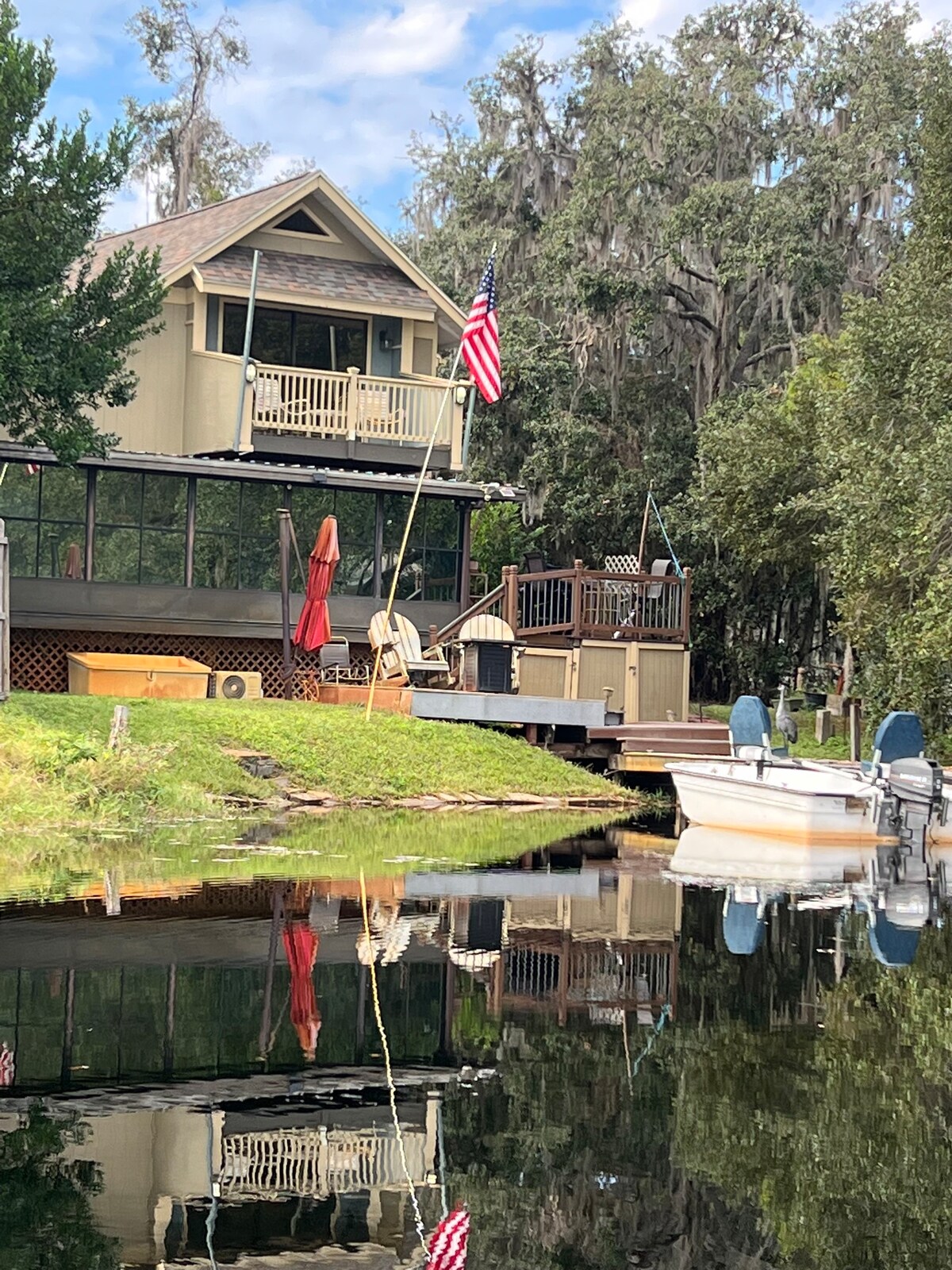 Lake Front Chalet Home