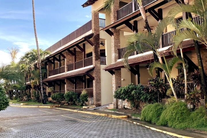 Las Terrenas beachfront 2 bedrooms condo w/ pool.