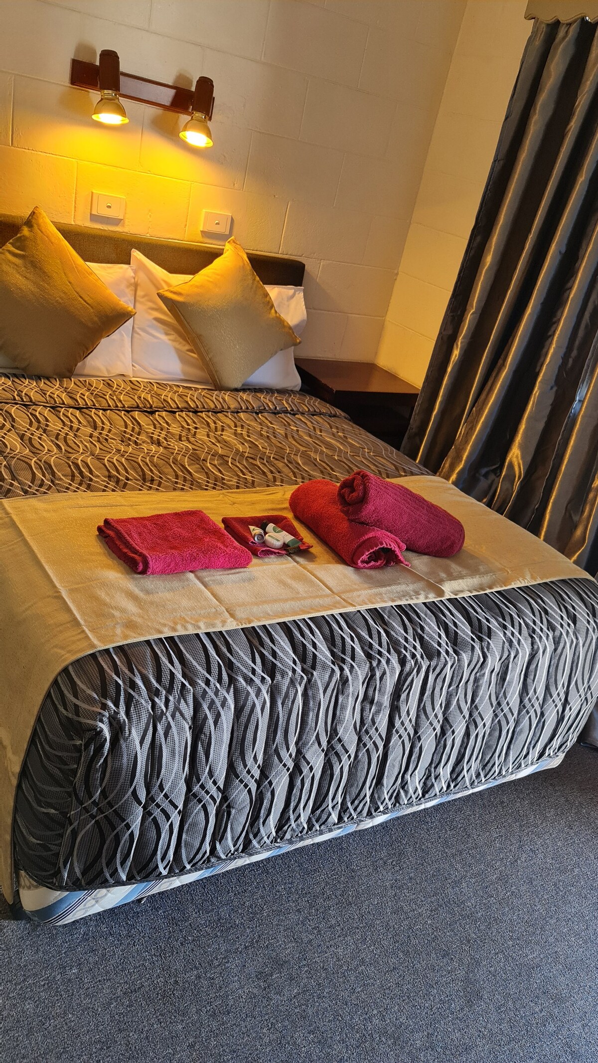 Merriwa Motor Inn best service with clean bed