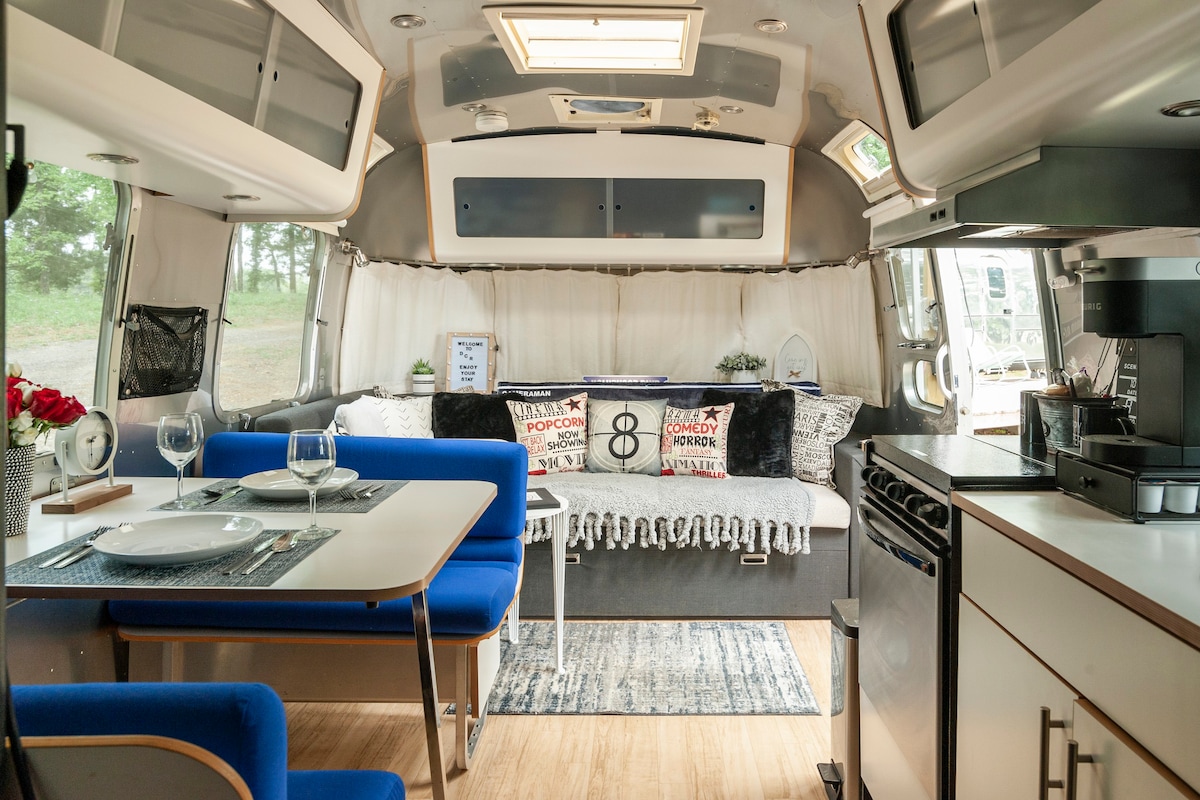Hollywood Airstream (Most Activities Included)