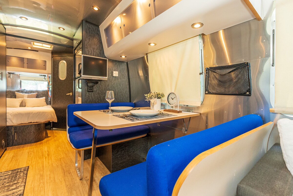 Hollywood Airstream (Most Activities Included)