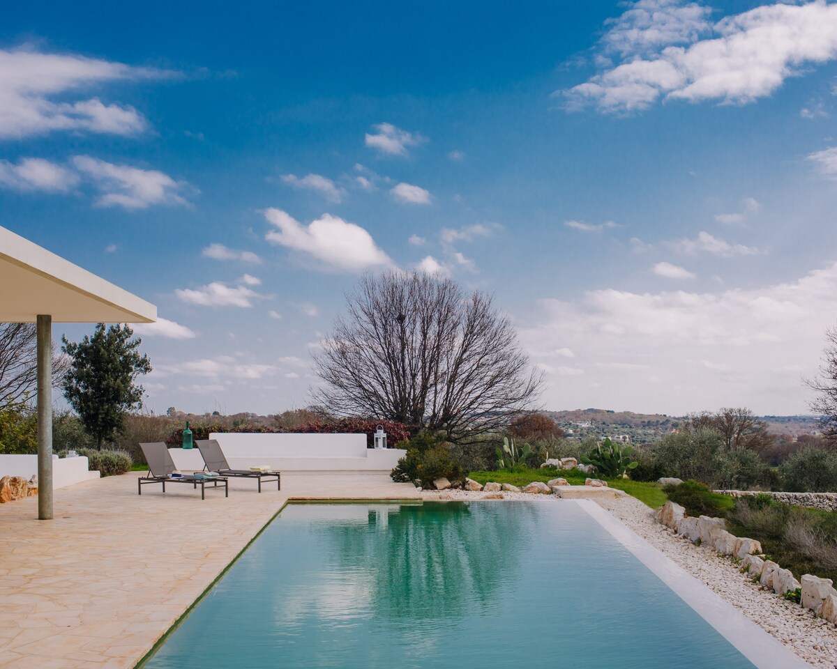 Beautiful Villa Flora with pool